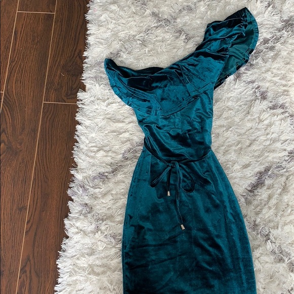 ✨2 for $15 - Velvet Dress - Picture 3 of 4